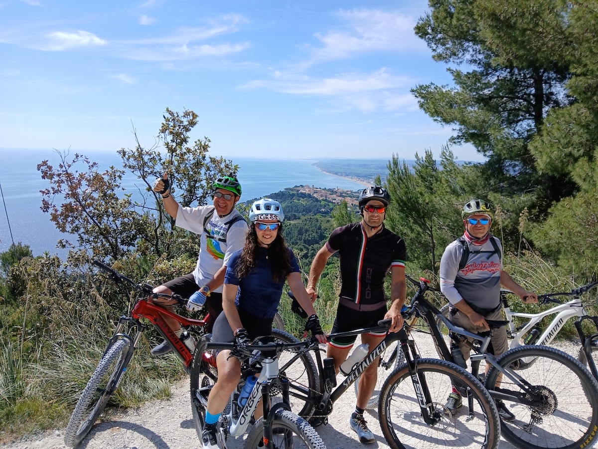 tour Guidati Conero Bici Elettriche Muscolari